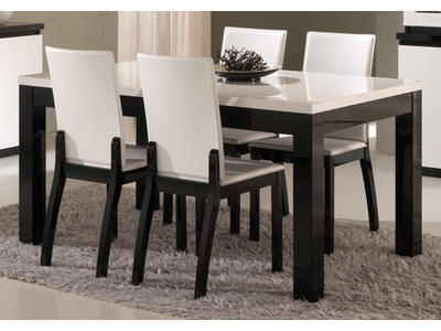 TABLE REPAS