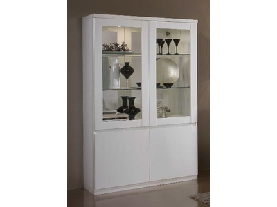 VITRINE