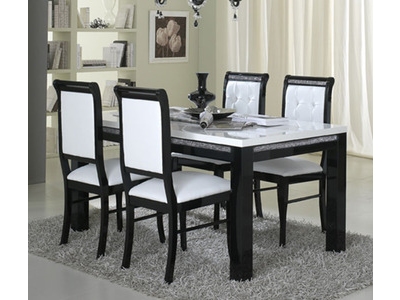 TABLE DE REPAS