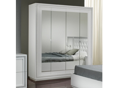 ARMOIRE 4 PORTES