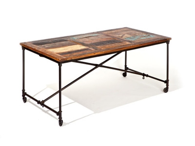TABLE DE REPAS