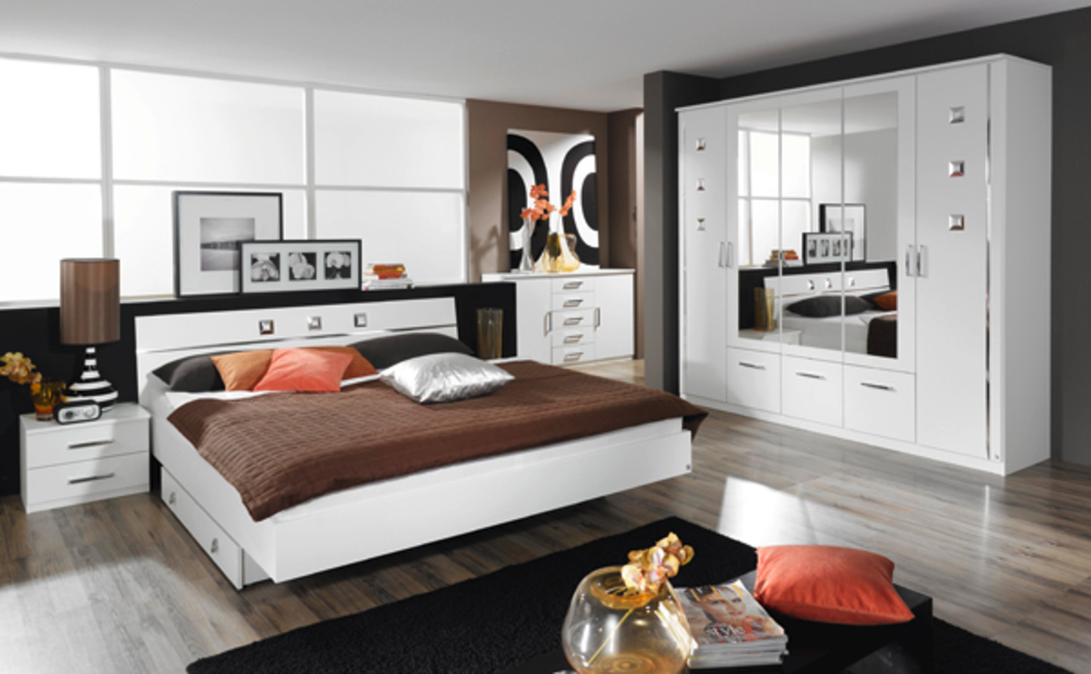 MAGGIA BLANC